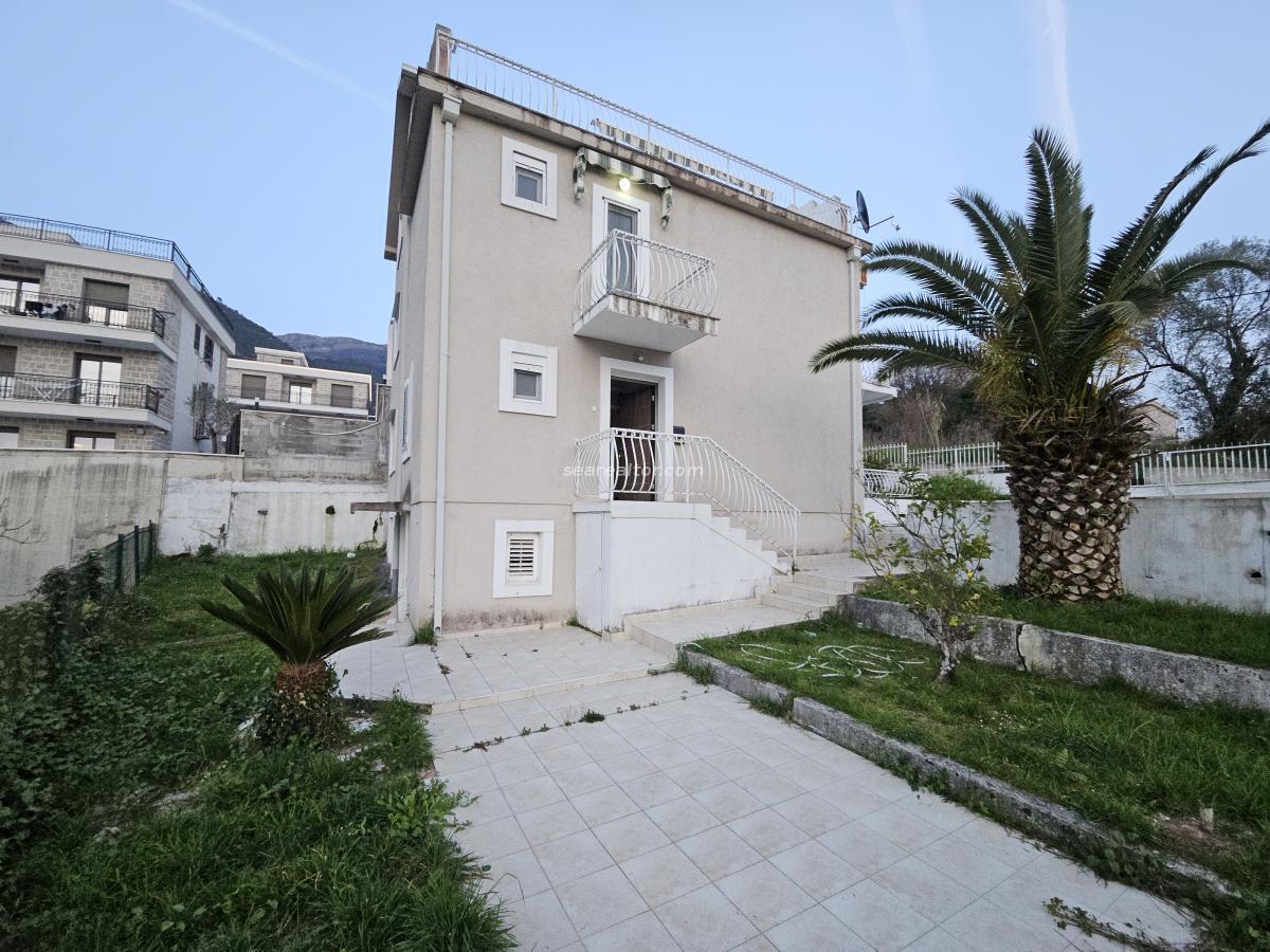 Spacious family home with sea view in Tivat 4