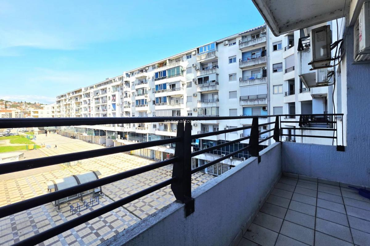 One-bedroom apartment for rent, 59m² – Maxim building 14