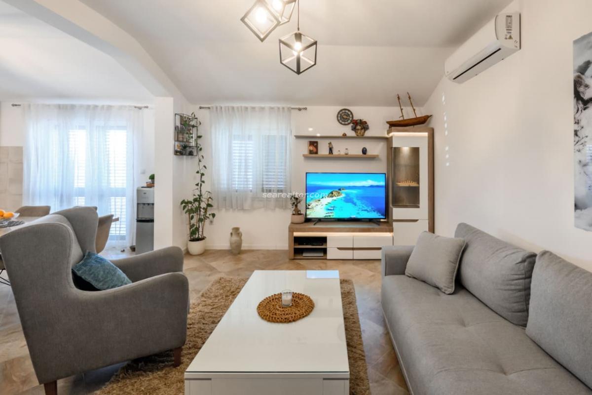 Nekretnina u Tivtu, 120m²