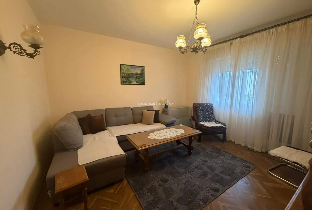 2-Zimmer-Wohnung mit privatem Parkplatz – Tripovići, Tivat