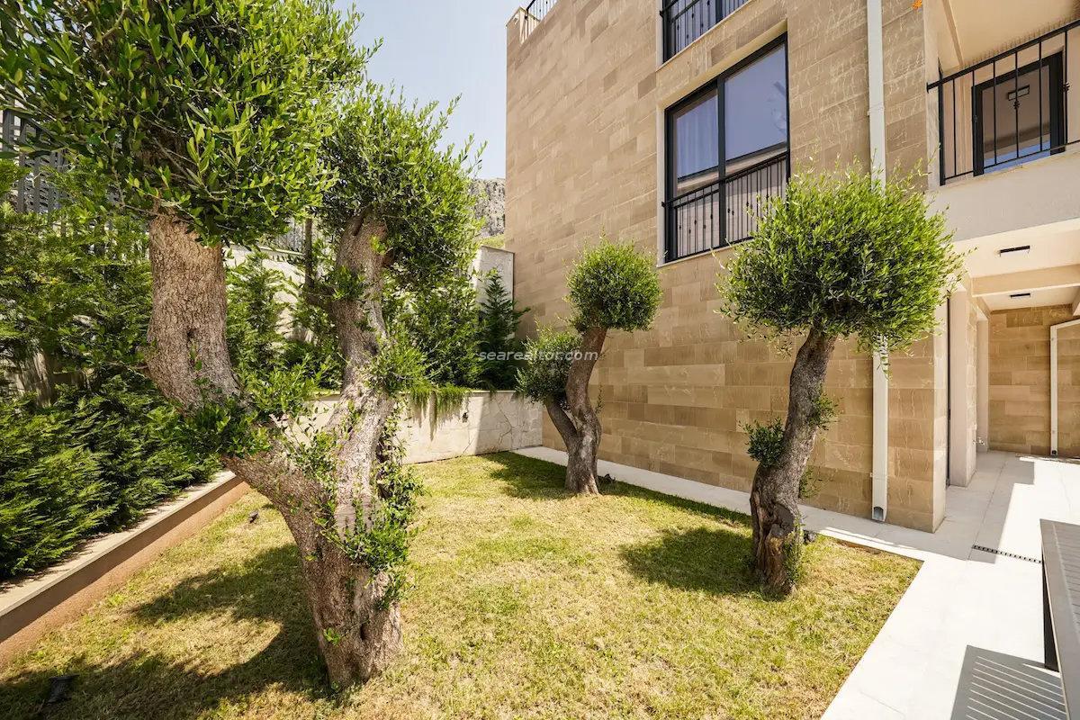 Havuzlu, 4 Yatak Odalı ve Panoramik Manzaralı Modern Kır Villası – Budva Rivierası 11
