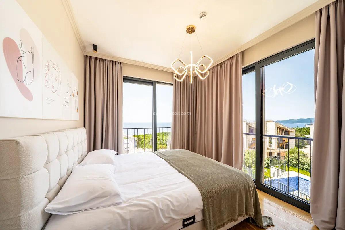 Havuzlu, 4 Yatak Odalı ve Panoramik Manzaralı Modern Kır Villası – Budva Rivierası 20
