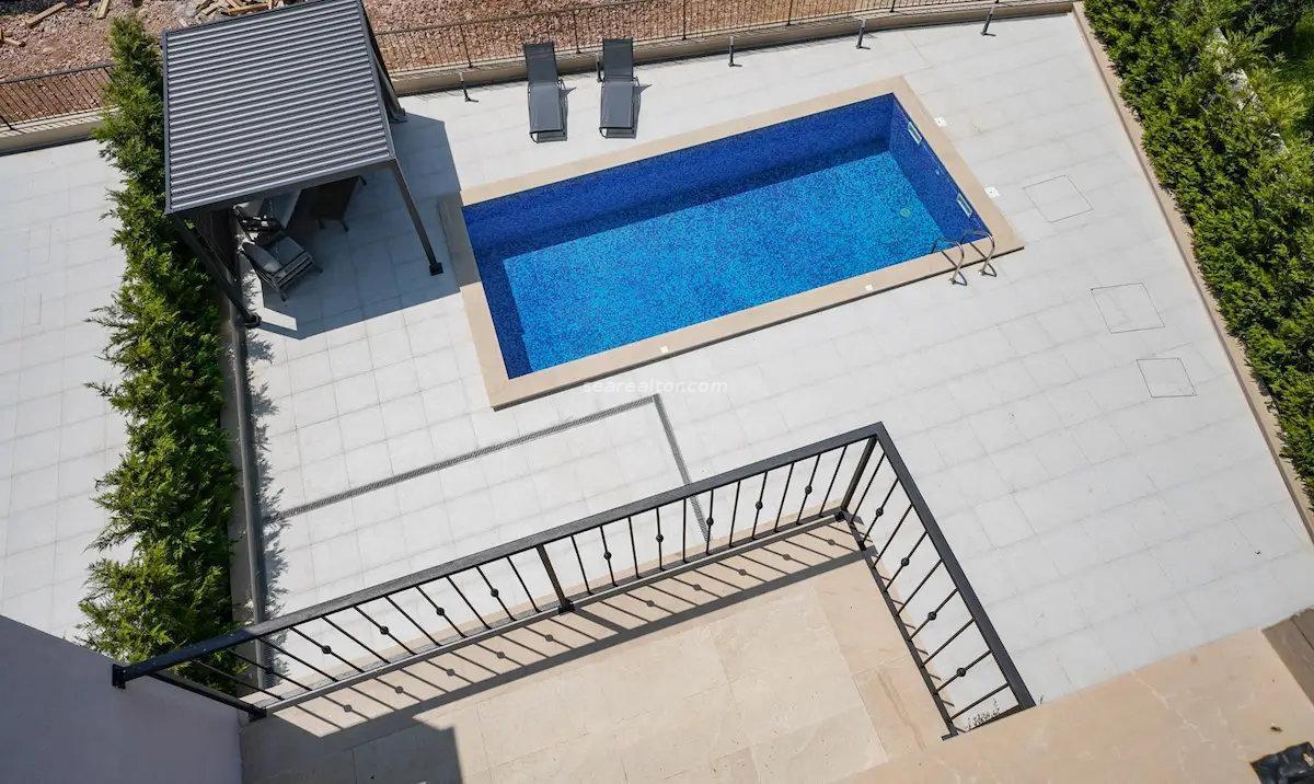 Havuzlu, 4 Yatak Odalı ve Panoramik Manzaralı Modern Kır Villası – Budva Rivierası 5