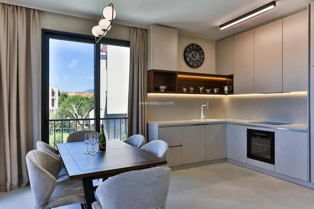 Havuzlu, 4 Yatak Odalı ve Panoramik Manzaralı Modern Kır Villası – Budva Rivierası 8