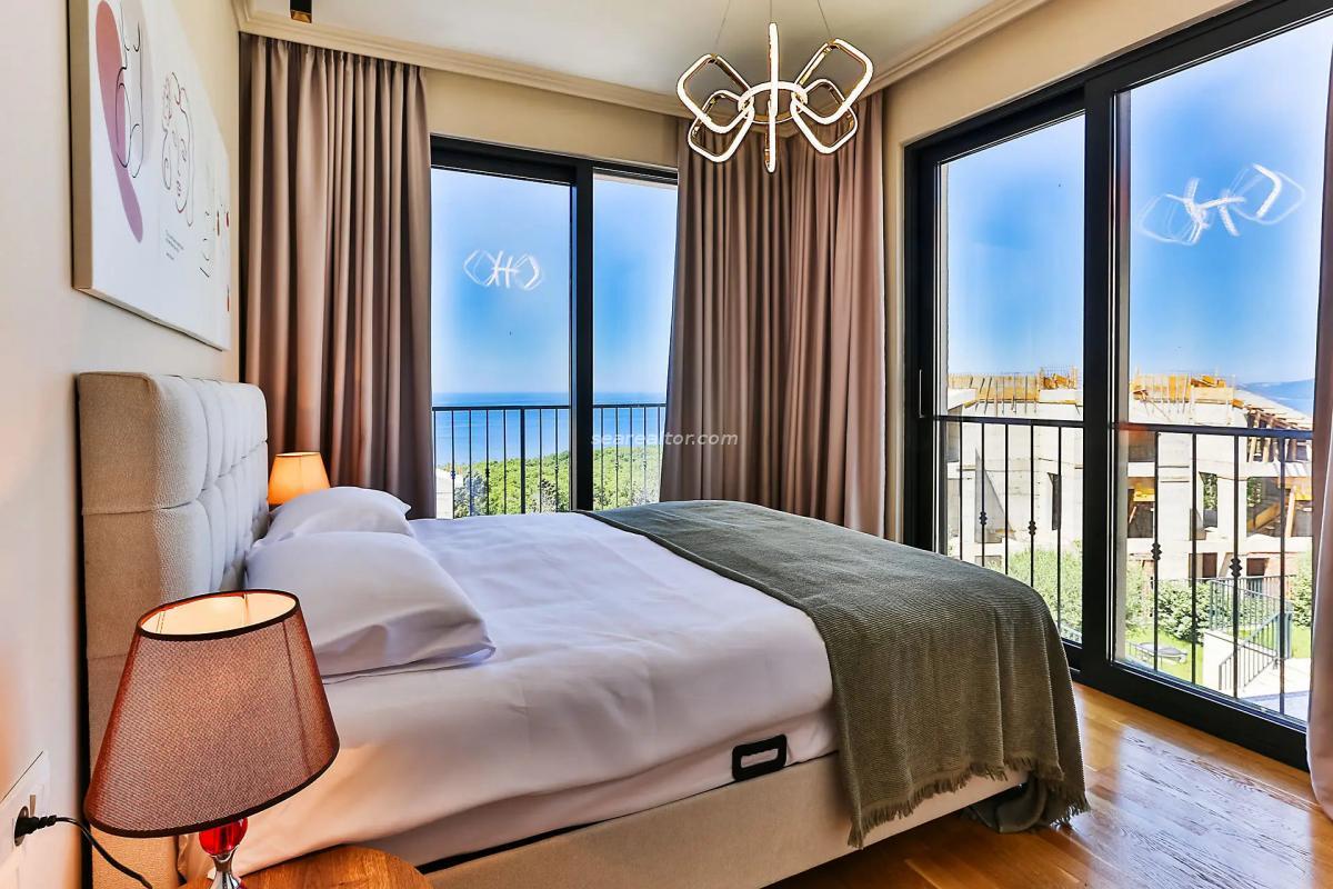 Havuzlu, 4 Yatak Odalı ve Panoramik Manzaralı Modern Kır Villası – Budva Rivierası 9