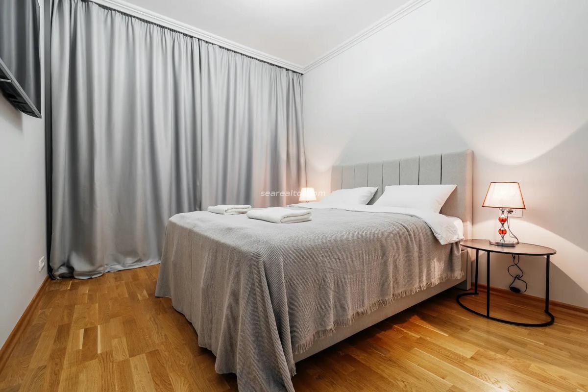 Kuća u Budvi, 220m² 14