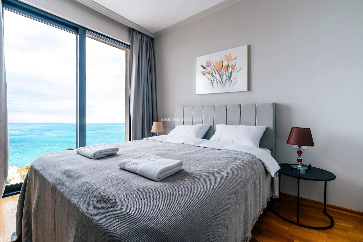Kuća u Budvi, 220m² 17