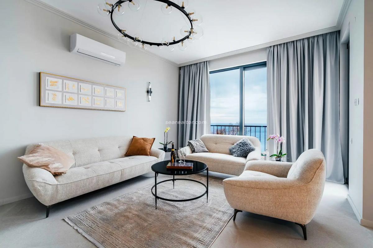Kuća u Budvi, 220m² 9