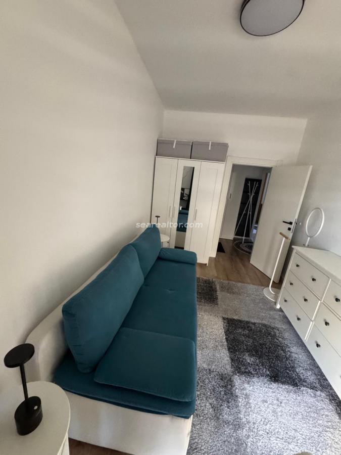 Modernes 1-Schlafzimmer-Apartment im Zentrum von Tivat, 2 Minuten zum Strand – Meerblick 12