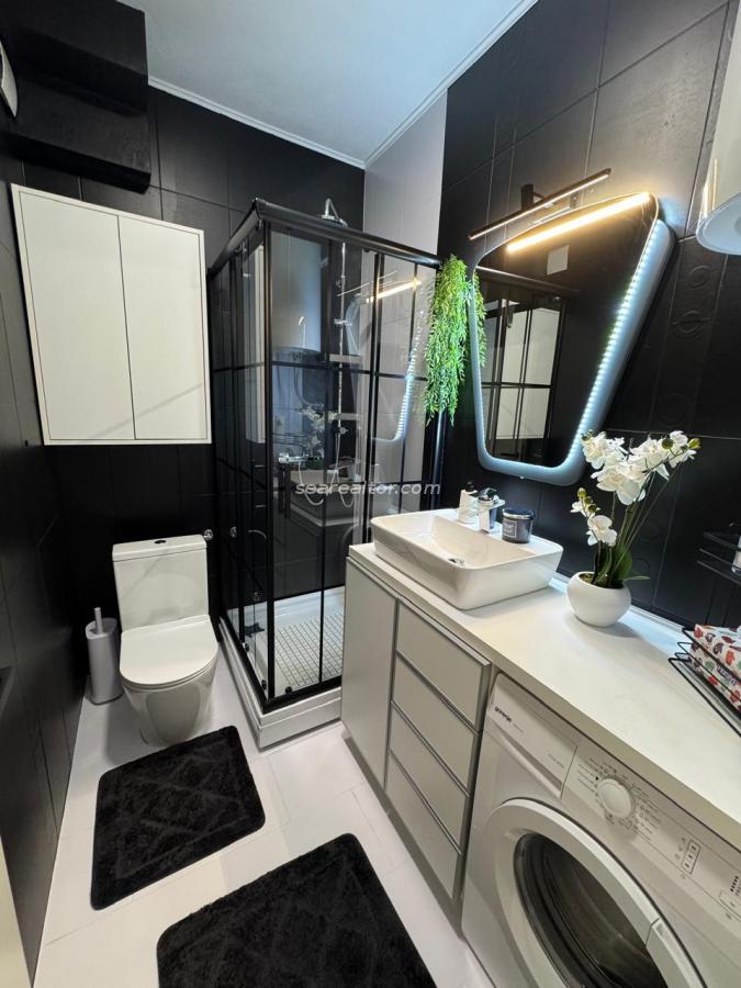 Modernes 1-Schlafzimmer-Apartment im Zentrum von Tivat, 2 Minuten zum Strand – Meerblick 18