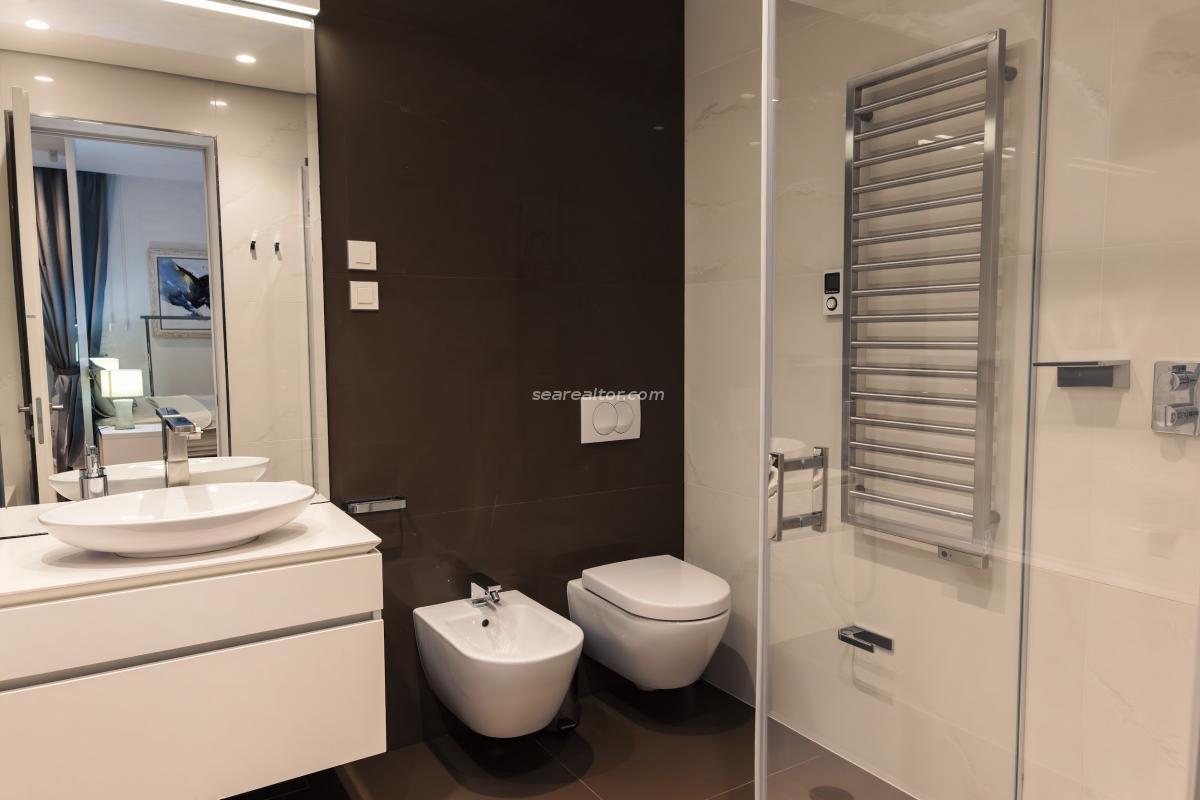 Luxury 2-Bedroom Apartment with Jacuzzi & Sea View – Dukley Gardens, Budva 14
