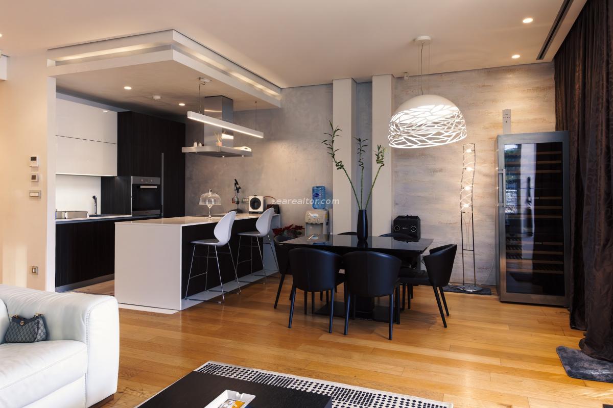 Luxury 2-Bedroom Apartment with Jacuzzi & Sea View – Dukley Gardens, Budva 3