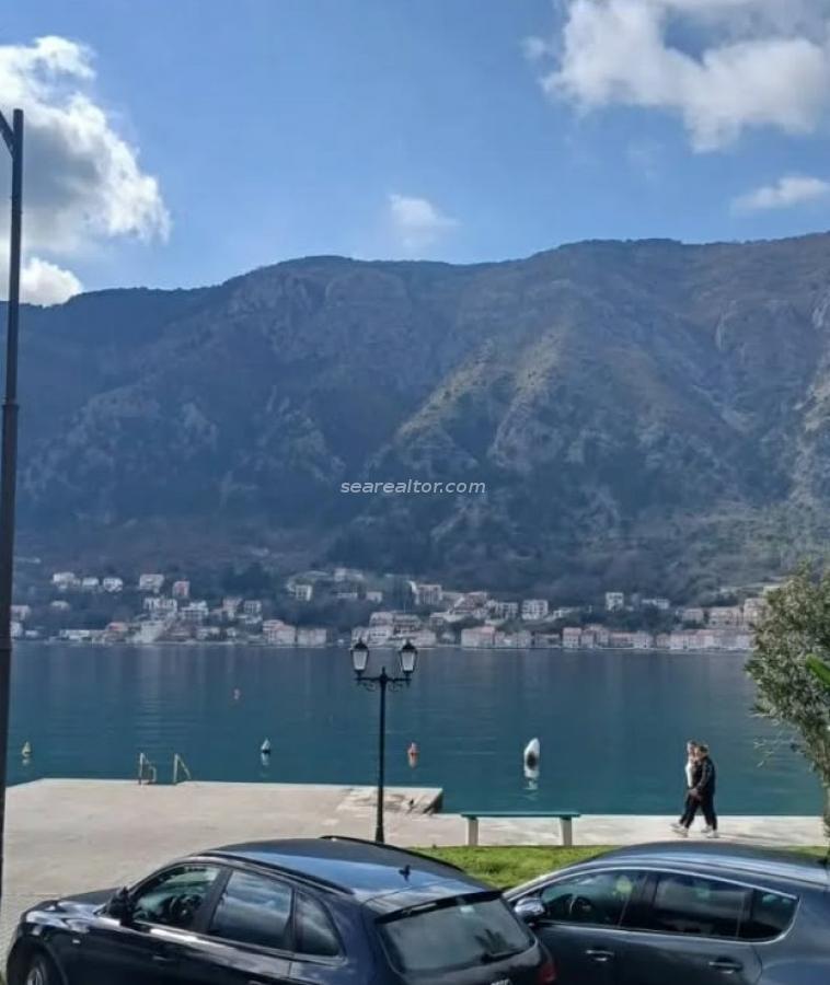 Denize Sıfır İki Yatak Odalı Daire – Dobrota, Kotor 15