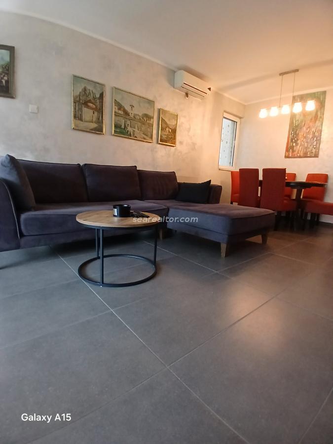 Denize Sıfır İki Yatak Odalı Daire – Dobrota, Kotor 9