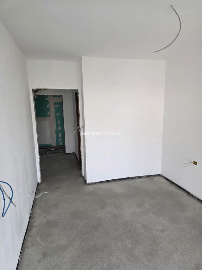 One-Bedroom Apartment Under Construction 47m² – Ilino, Bar 3