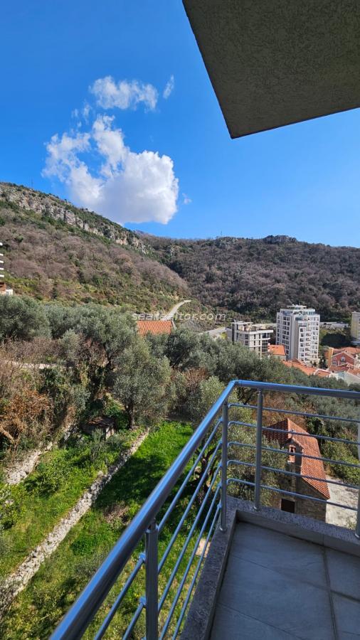 Dvosoban stan u Budvi, 90m² 22