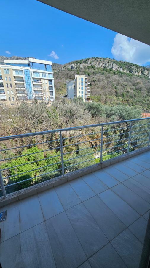Dvosoban stan u Budvi, 90m² 23