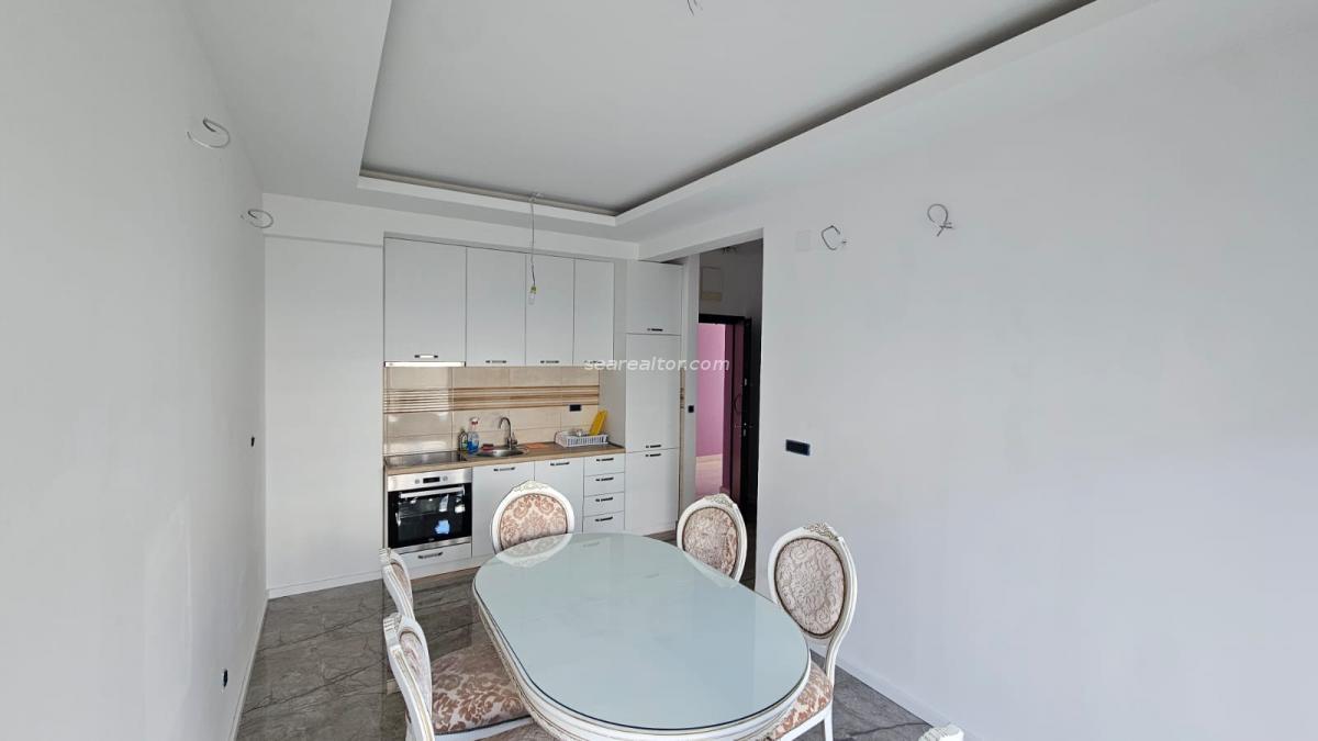 Dvosoban stan u Budvi, 90m² 4