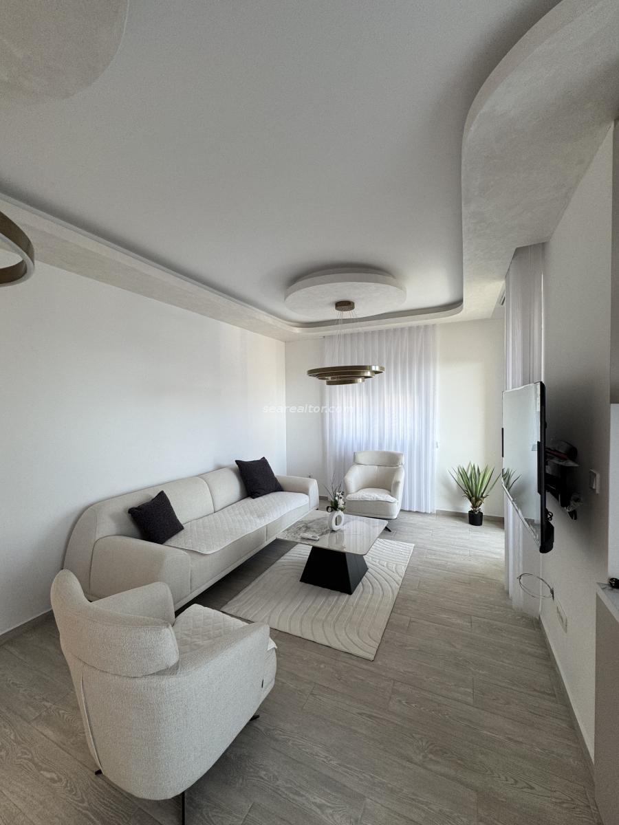 Dvosoban stan u Budvi, 74m²