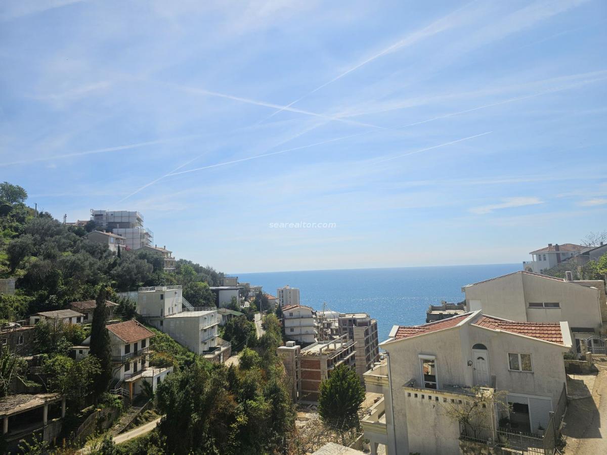 One Bedroom Apartment 56m2 with Sea View - Ulcinj