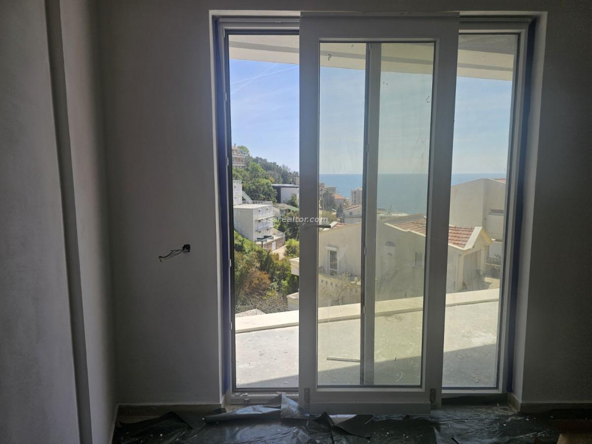 One Bedroom Apartment 56m2 with Sea View - Ulcinj 11