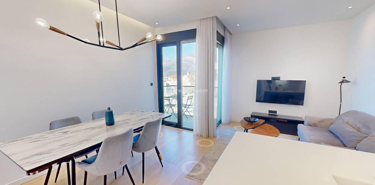 Dvosoban stan u Tivtu, 55m² 5