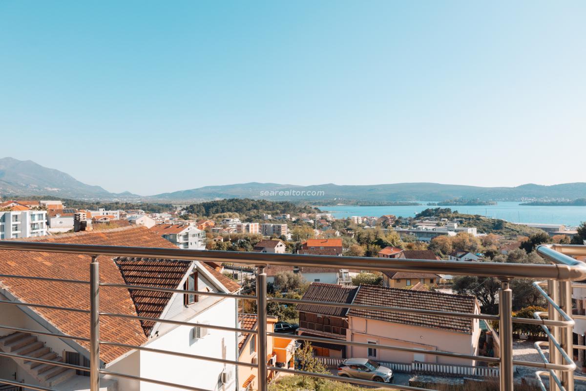 Ein-Zimmer-Apartment mit Meerblick in Marići, Tivat