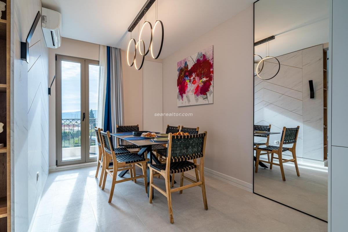 Spacious 2-Bedroom Apartment with Sea View in Tivat 32
