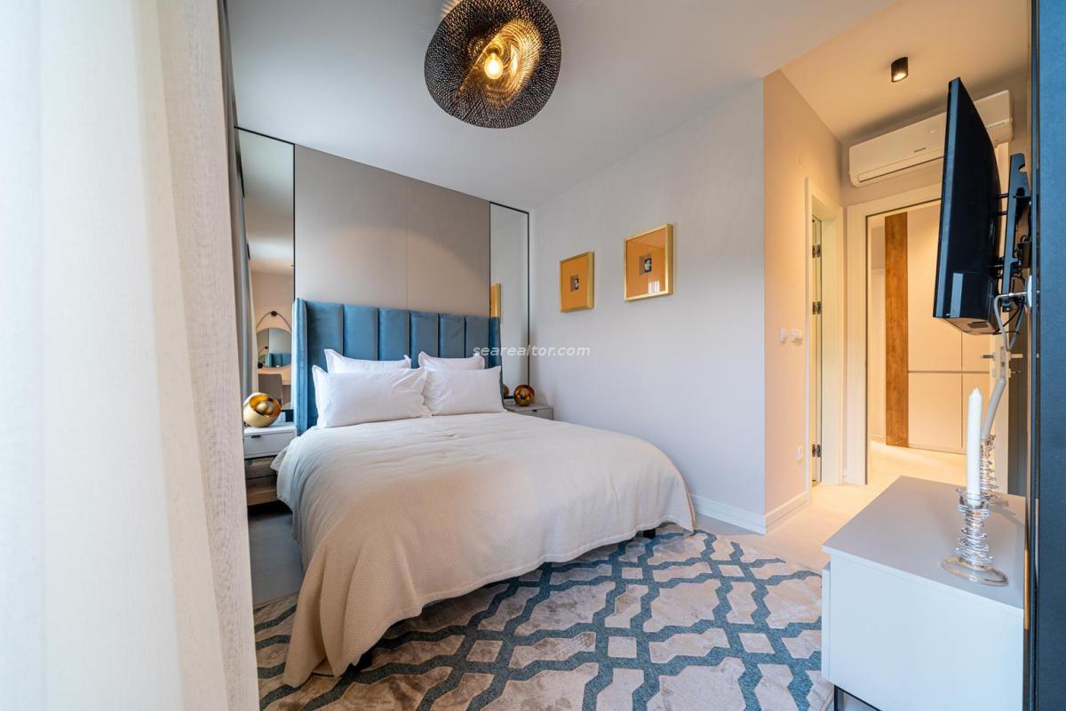Spacious 2-Bedroom Apartment with Sea View in Tivat 10
