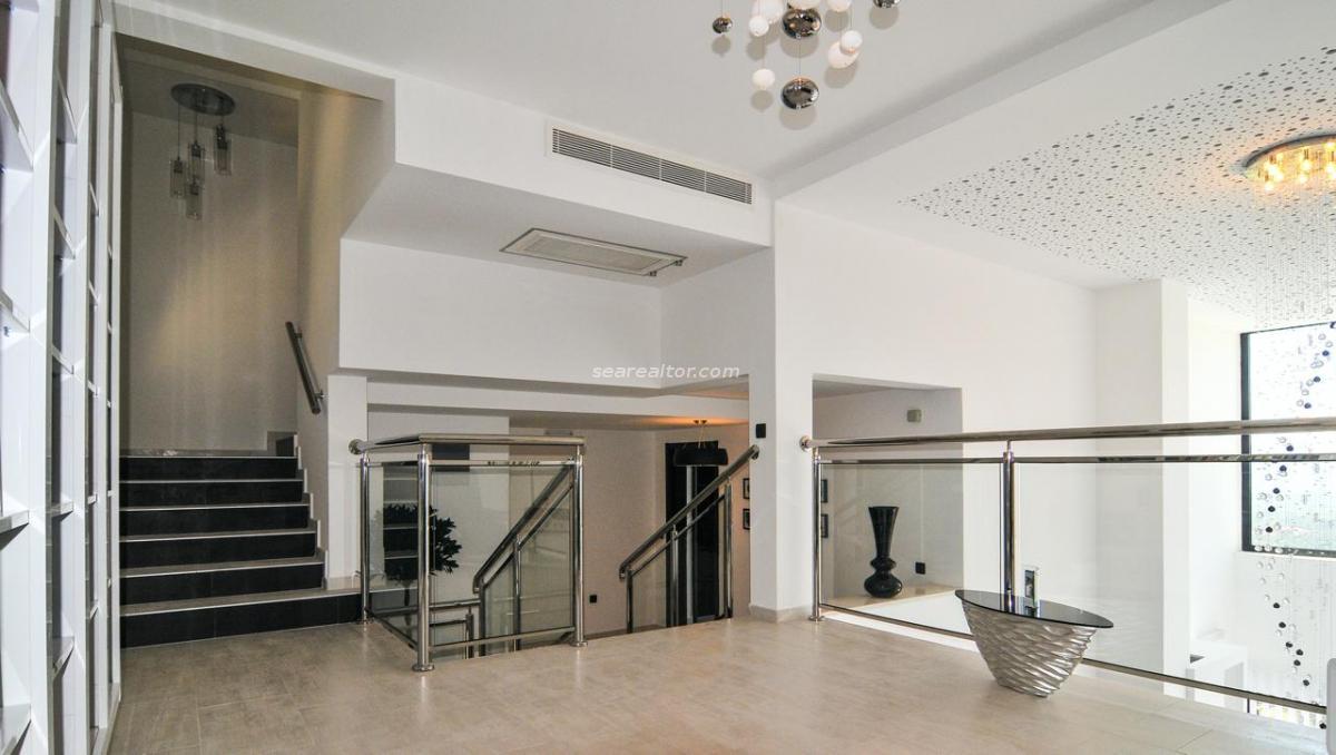 Havuzlu Lüks Villa, Misafir Dairesi ve Ek Arsa – Tivat 22