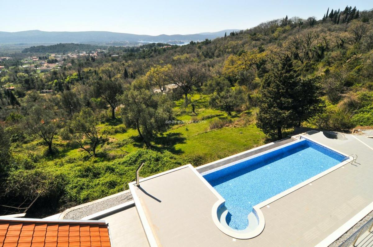 Havuzlu Lüks Villa, Misafir Dairesi ve Ek Arsa – Tivat 4