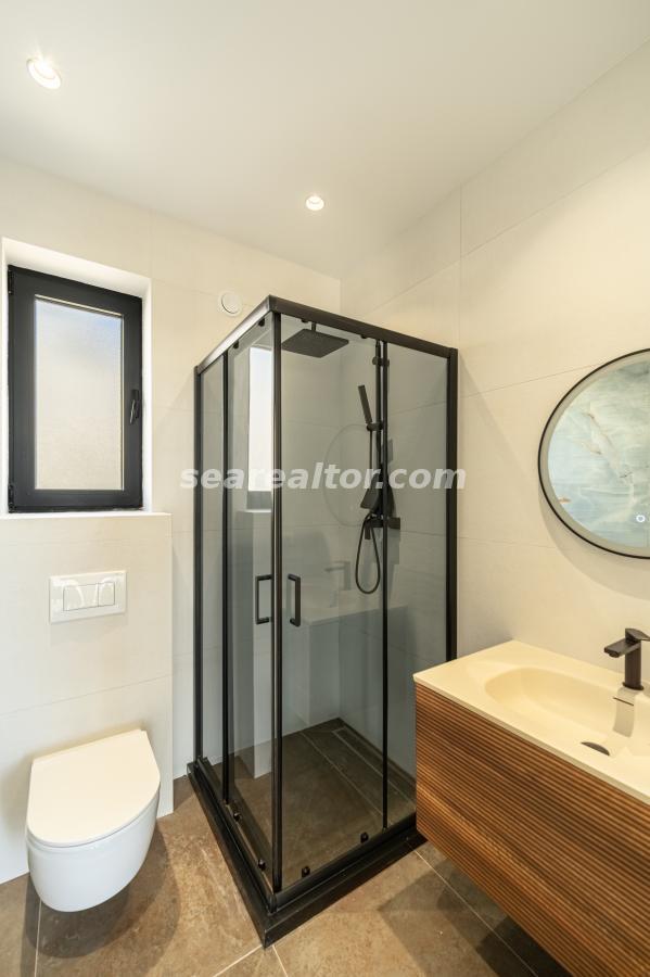 Modern Townhouses with Panoramic Views of Tivat Bay 10