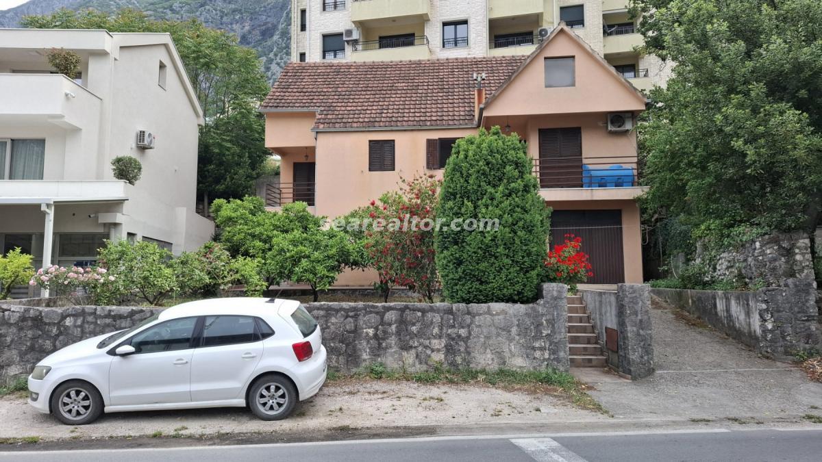 House for Sale with Sea View on Main Road - Dobrota, Kotor 2