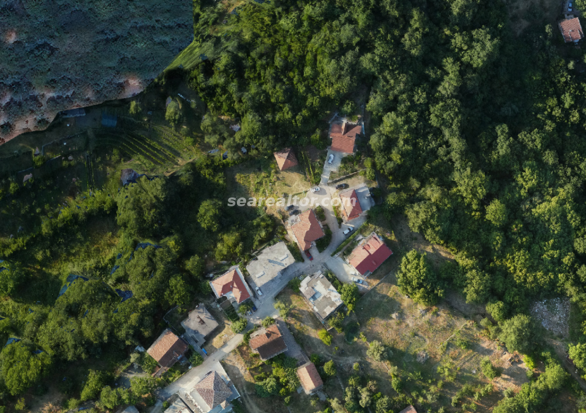 Nekretnina u Herceg Novom, 1000m² 3