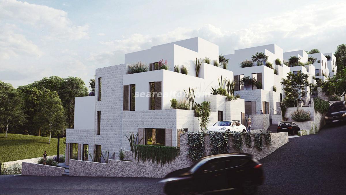 Kuća u Tivtu, 183m²