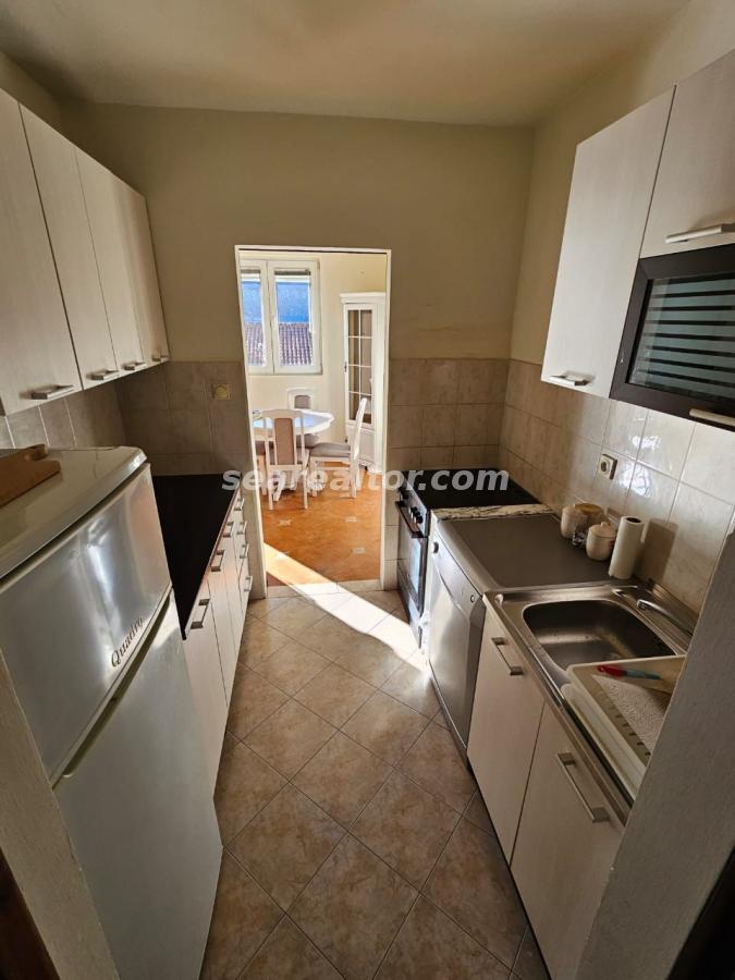 Trosoban stan u Kotoru, 88m² — 5