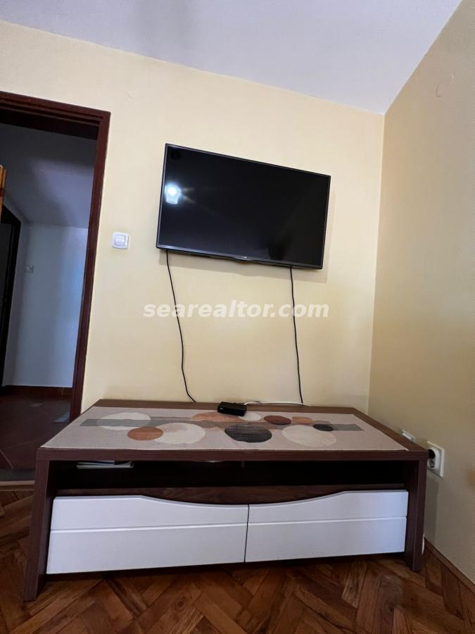 Trosoban stan u Kotoru, 88m² — 8