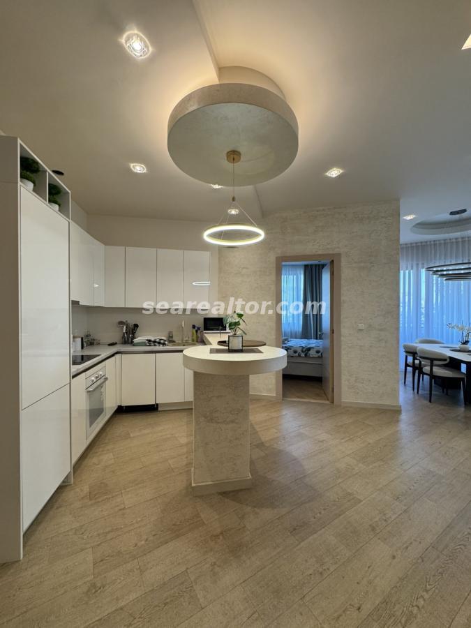 Luxurious two-bedroom apartment on Jadranski Boulevard, Budva 3