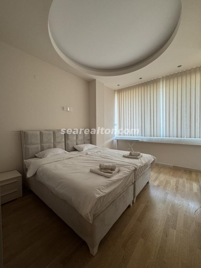Luxurious two-bedroom apartment on Jadranski Boulevard, Budva 8