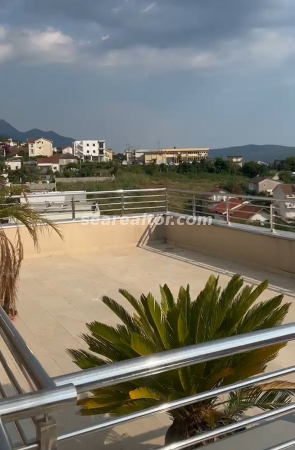 Zwei-Zimmer-Apartment mit Meerblick und großer Terrasse – Mazina, Tivat 10