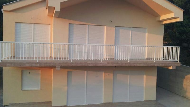 Kuća u Herceg Novom, 225m² 9