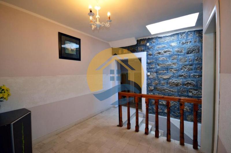 Nekretnina u Herceg Novom, 450m² 19