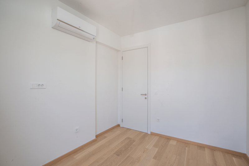Trosoban stan u Tivtu, 143m² 17