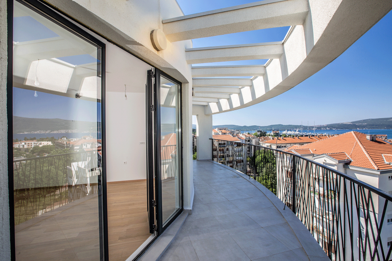 Trosoban stan u Tivtu, 143m² 3