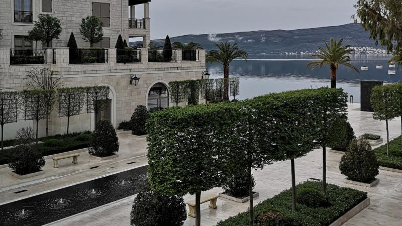 Luxury waterfront apartment in Porto Montenegro, Tivat. 8