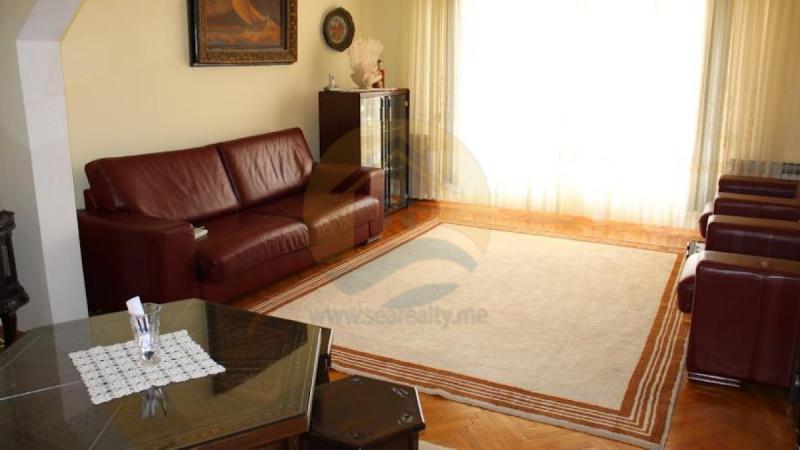 Kuća u Herceg Novom, 319m² 12