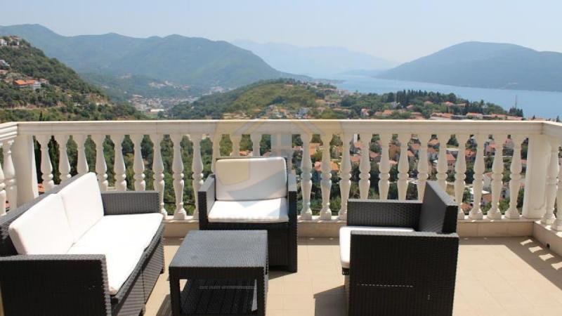 Kuća u Herceg Novom, 319m² 5
