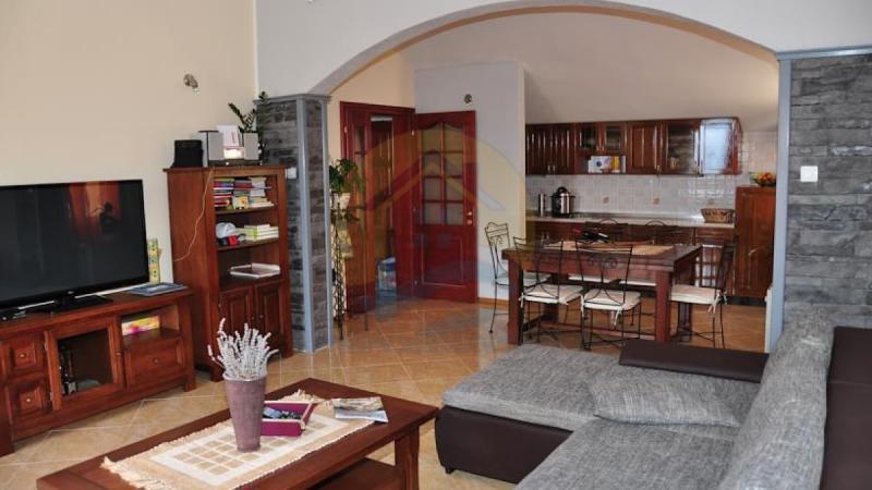 Kuća u Herceg Novom, 319m² 7