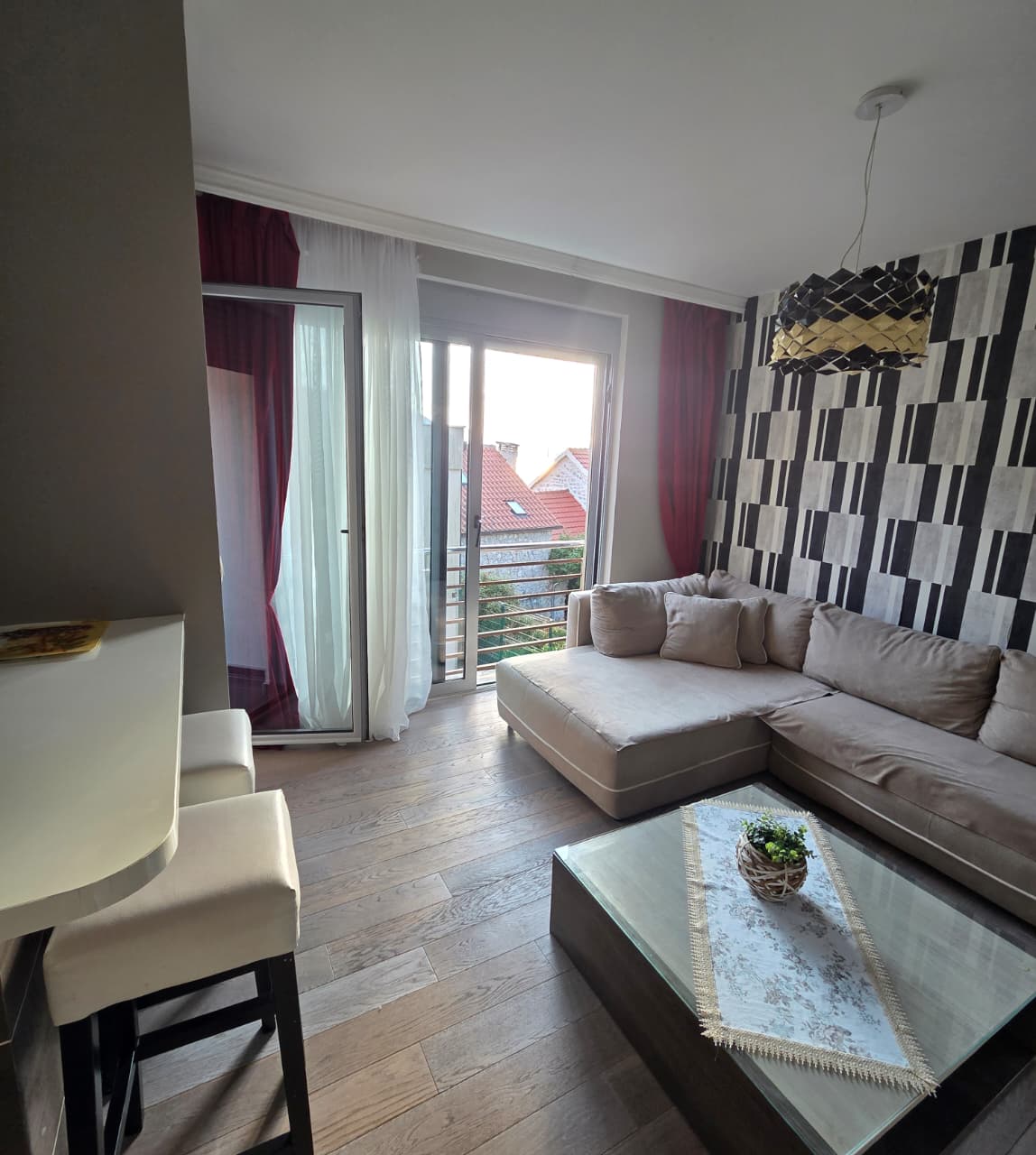 Modern One-Bedroom Apartment for Rent - Opatovo, Tivat