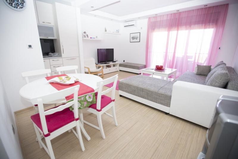 Jednosoban stan u Budvi, 55m² 10